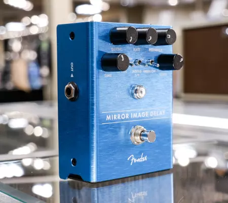 Store Special Product - Fender - Mirror Image Delay